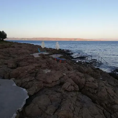Renovated Seaside Cabin In Sounio Sounion Exterior photo